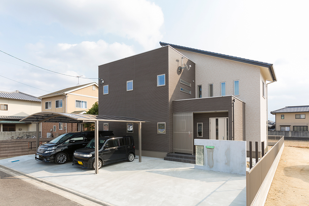 間取りやカラーコーディネートでラグジュアリーな暮らしを満喫
